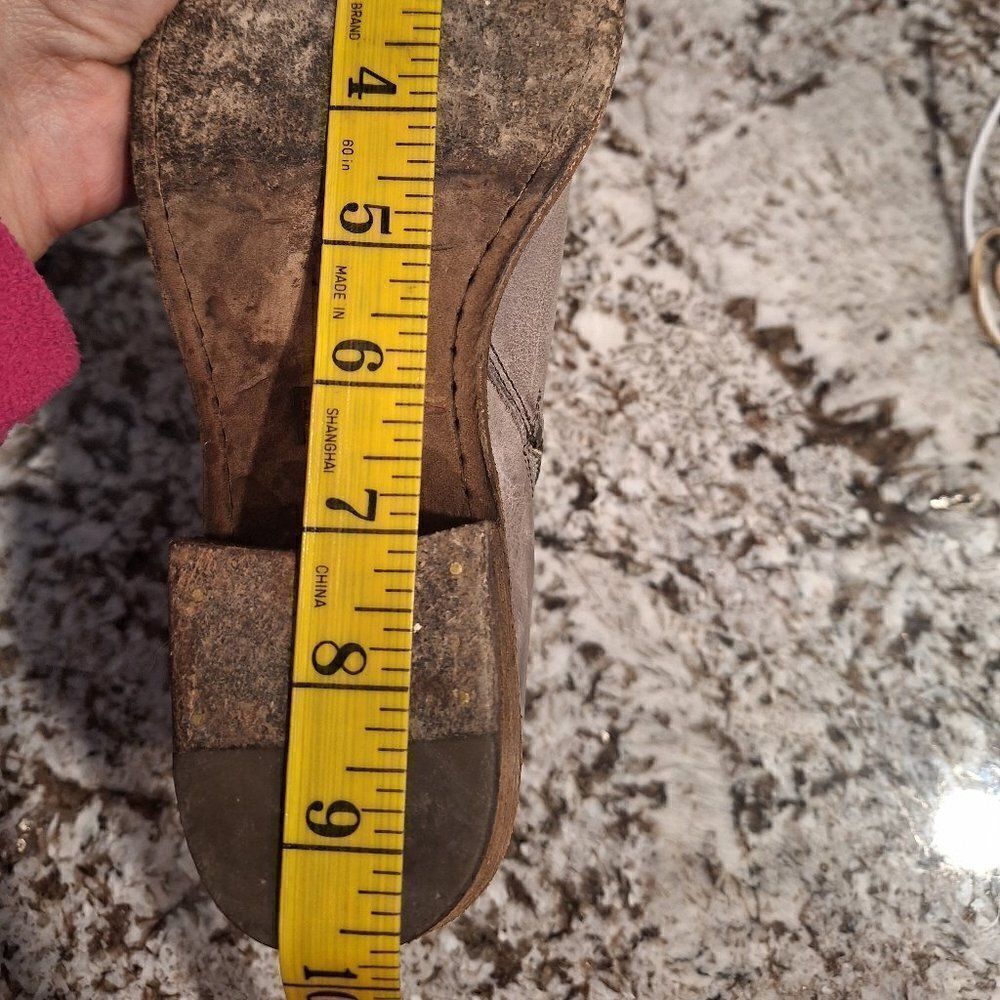 Frye Zip Leather Booties Ankle Boots Size 7B - Picture 10 of 10